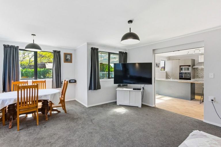 Photo of property in 13 Bahama Crescent, Paraparaumu Beach, Paraparaumu, 5032