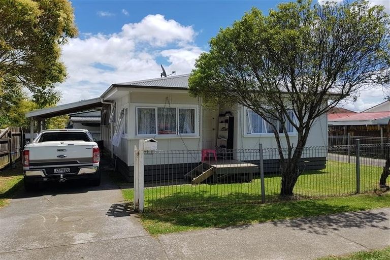 Photo of property in 31 Hall Avenue, Mangere, Auckland, 2022