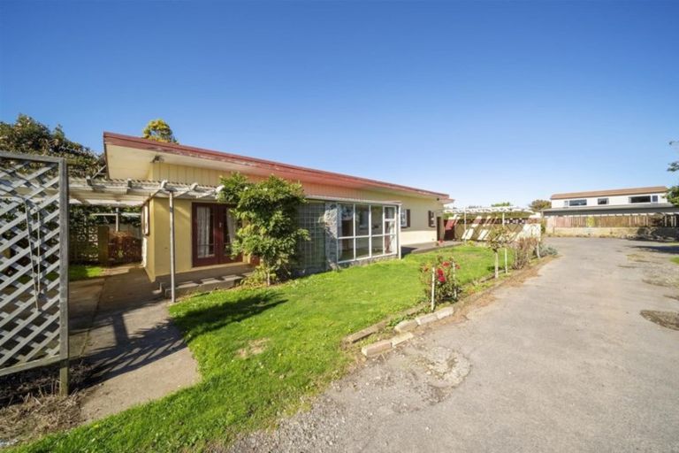 Photo of property in 13 Rimu Street, Hawera, 4610