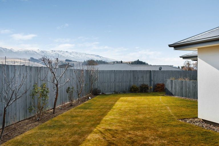 Photo of property in 28 Hosking Drive, Cromwell, 9310