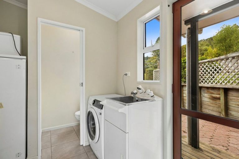 Photo of property in 152 Doctors Point Road, Waitati, 9085