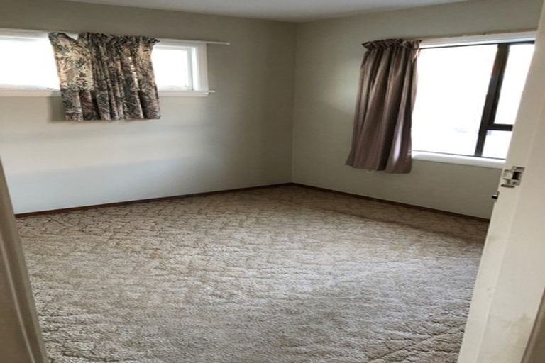 Photo of property in 20 Staveley Street, Avonhead, Christchurch, 8042