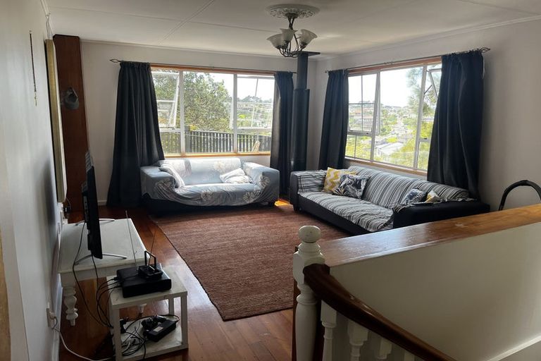 Photo of property in 91 Fairview Avenue, Fairview Heights, Auckland, 0632