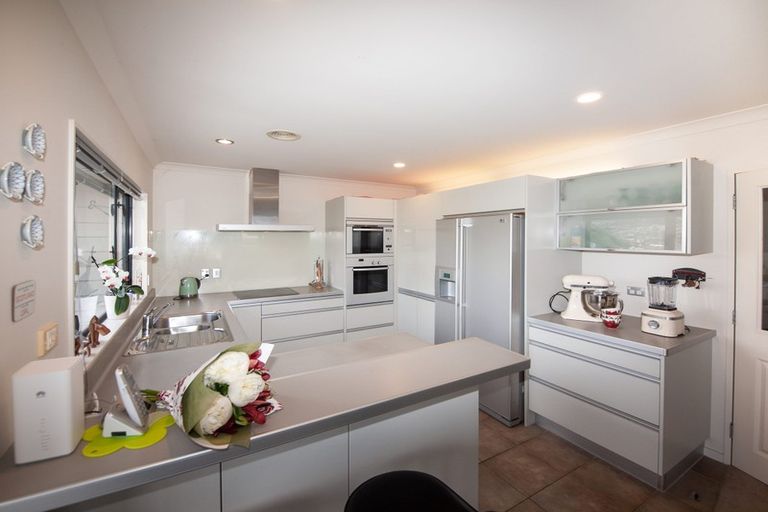 Photo of property in 23 Waverton Terrace, Churton Park, Wellington, 6037