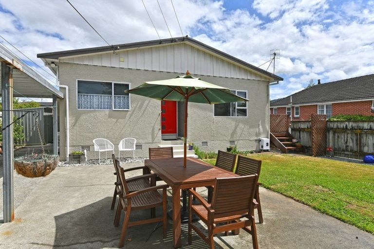 Photo of property in 2/8 John Street, Trentham, Upper Hutt, 5018