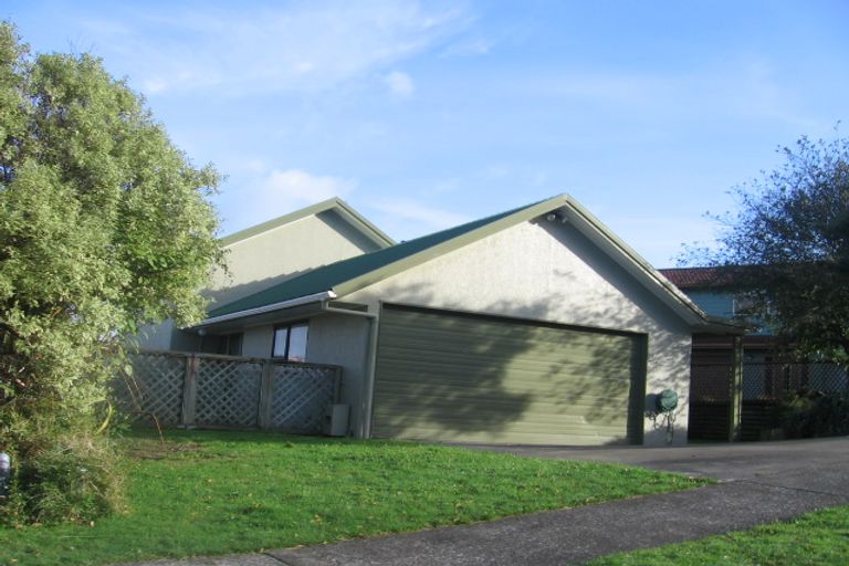 Photo of property in 62 Mercury Way, Whitby, Porirua, 5024