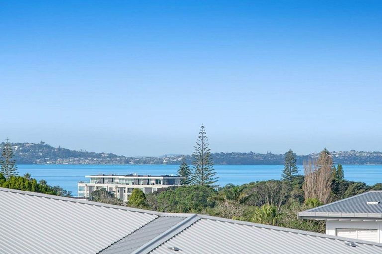 Photo of property in 119 Panorama Heights, Orewa, 0931