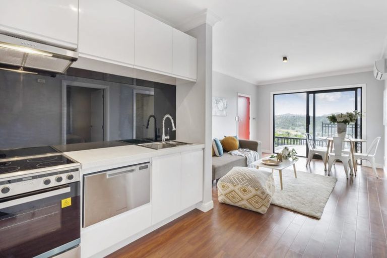Photo of property in 7 Boutique Way, Orewa, 0931