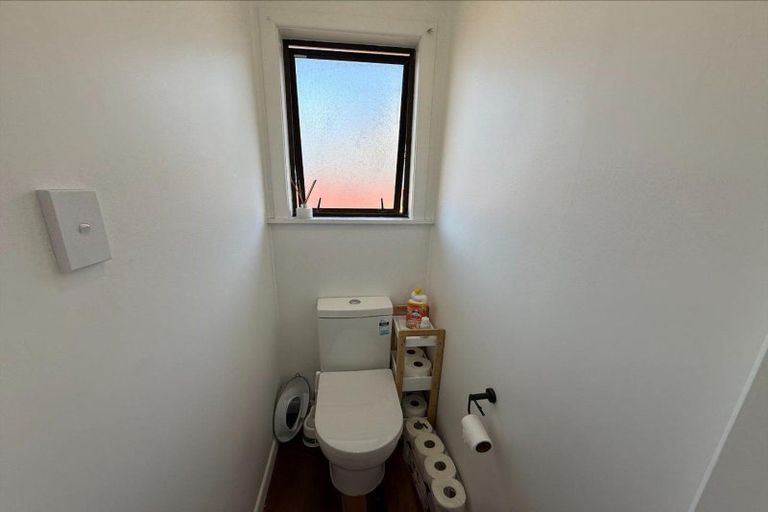 Photo of property in 15 Cornfoot Street, Castlecliff, Whanganui, 4501