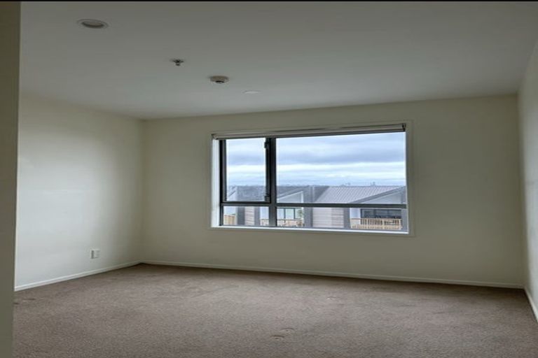 Photo of property in 304/160a Hobsonville Point Road, Hobsonville, Auckland, 0616