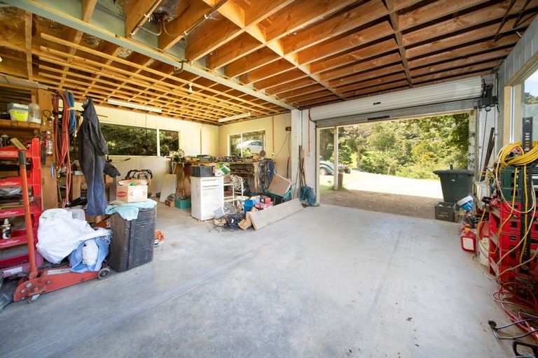 Photo of property in 1697 Russell Road, Helena Bay, Hikurangi, 0184