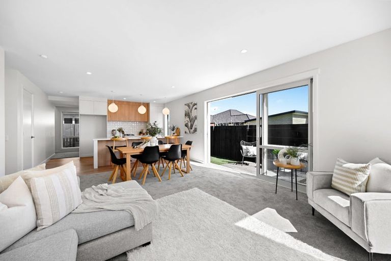 Photo of property in 45 Maanihi Drive, Rototuna North, 3210