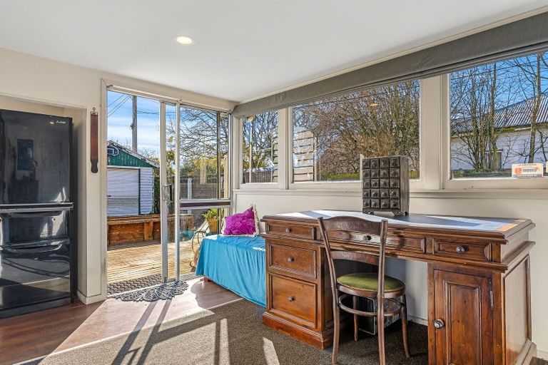 Photo of property in 43 Studholme Street, Somerfield, Christchurch, 8024