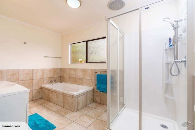 Photo of property in 28 Boeing Road, Onerahi, Whangarei, 0110