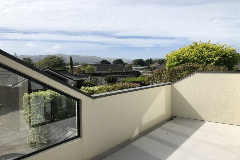 Photo of property in 1/27 Mawson Street, Waiwhetu, Lower Hutt, 5010