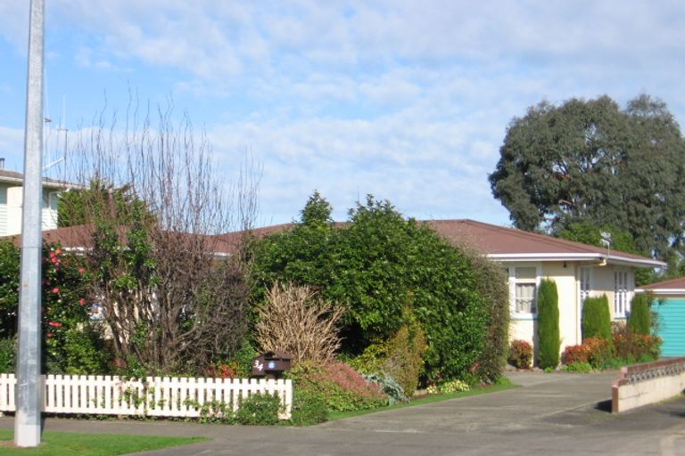 Photo of property in 34 Pitama Road, Awapuni, Palmerston North, 4412