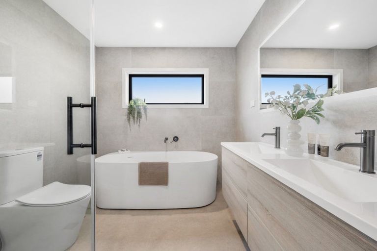 Photo of property in 108c Union Road, Howick, Auckland, 2014