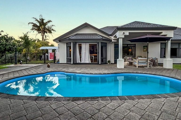 Photo of property in 10 Te Puroa Place, Huntington, Hamilton, 3210