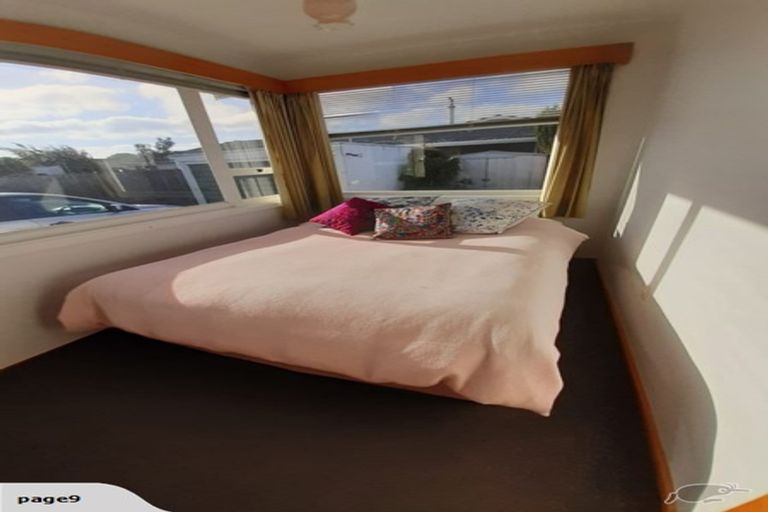 Photo of property in 23 Prestons Road, Redwood, Christchurch, 8051