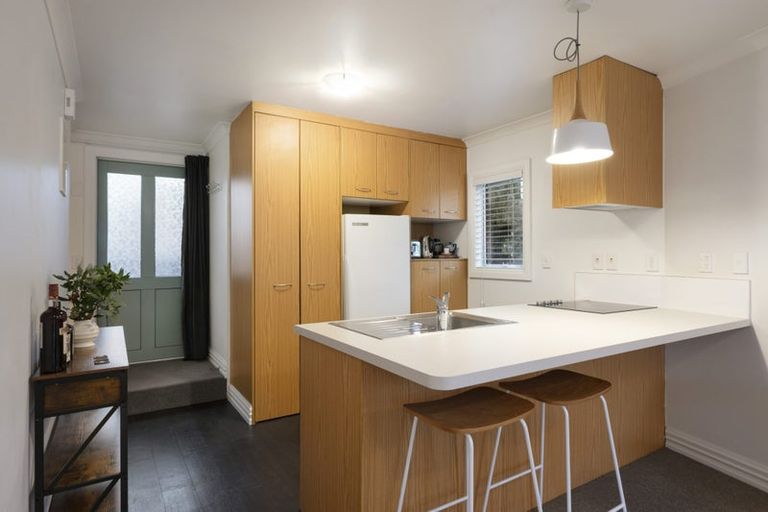Photo of property in 13c Lawrence Street, Newtown, Wellington, 6021