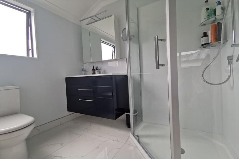 Photo of property in 26 Amesbury Drive, Churton Park, Wellington, 6037