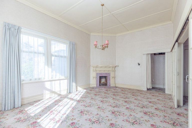 Photo of property in 211 Guyton Street, Whanganui, 4500
