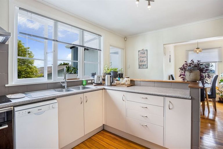 Photo of property in 1/195 Metcalfe Road, Ranui, Auckland, 0612