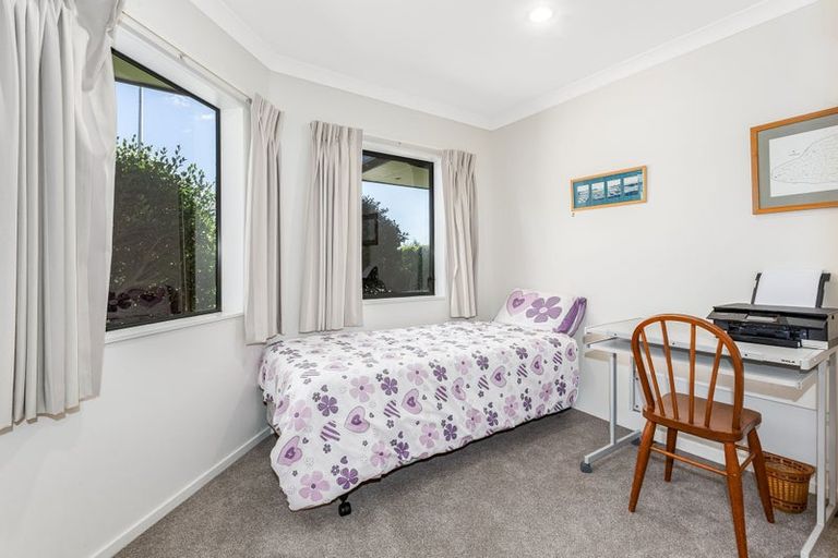 Photo of property in 57 Navigation Drive, Whitby, Porirua, 5024