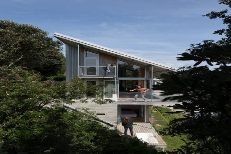 Photo of property in 34a Ira Street, Miramar, Wellington, 6022