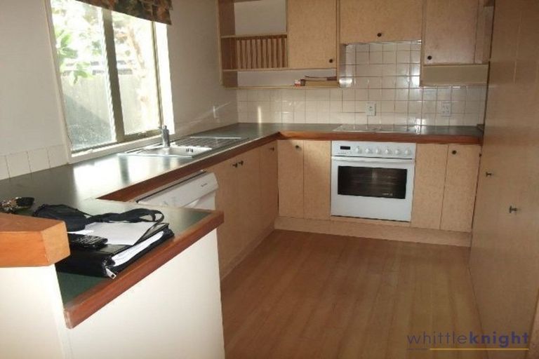 Photo of property in 76 Picton Avenue, Riccarton, Christchurch, 8011