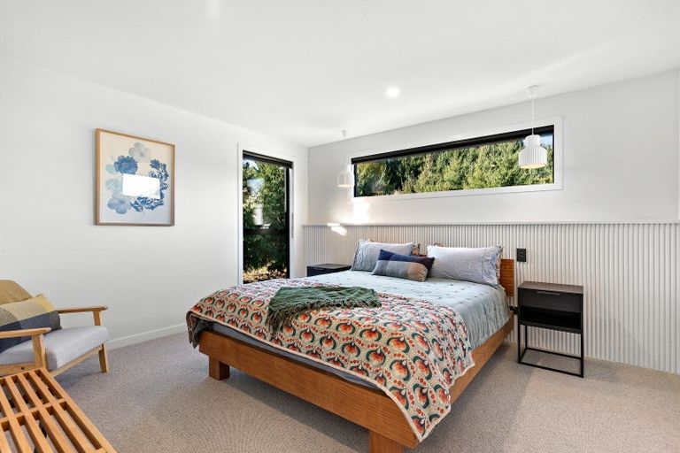 Photo of property in 18 Fenton Avenue, Wanaka, 9305