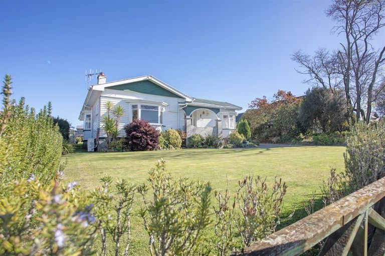 Photo of property in 12 Tavistock Road, Waipukurau, 4200