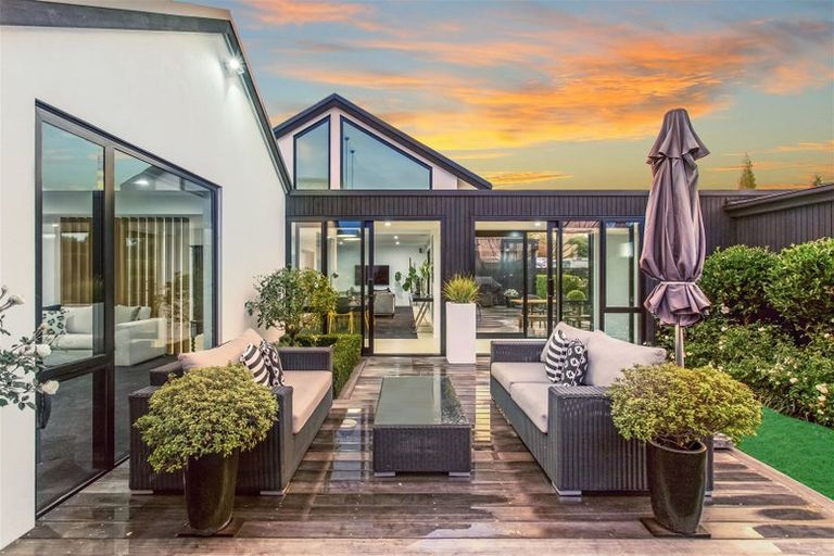 Photo of property in 15 Hampstead Lane, Prebbleton, 7604