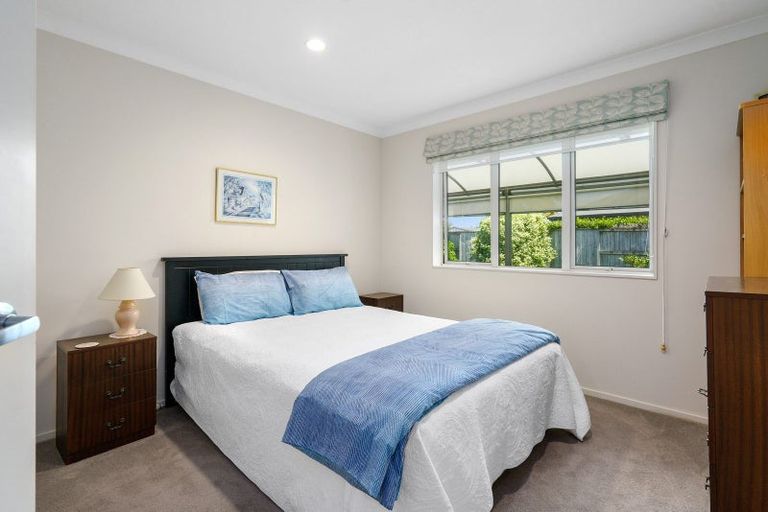 Photo of property in 8 Madison Street, Cambridge, 3434