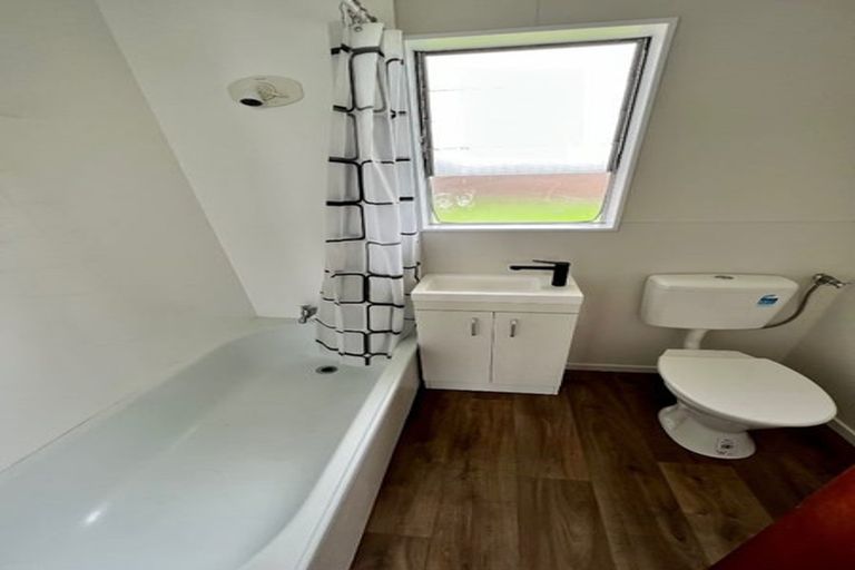 Photo of property in 5 Laurelwood Avenue, Pukekohe, 2120