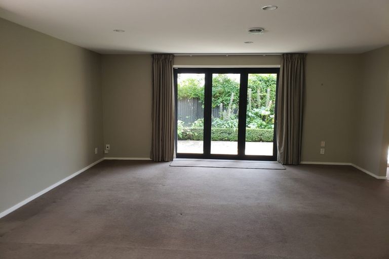 Photo of property in 42/a Ward Street, Addington, Christchurch, 8024