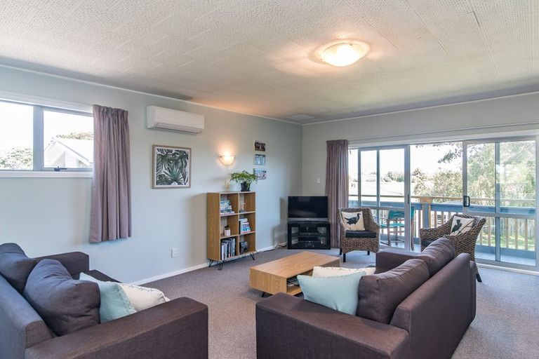 Photo of property in 66 Martin Road, Paraparaumu Beach, Paraparaumu, 5032