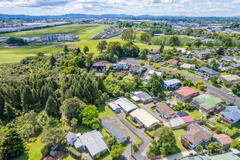 Photo of property in 27a Kingsway Crescent, Forest Lake, Hamilton, 3200