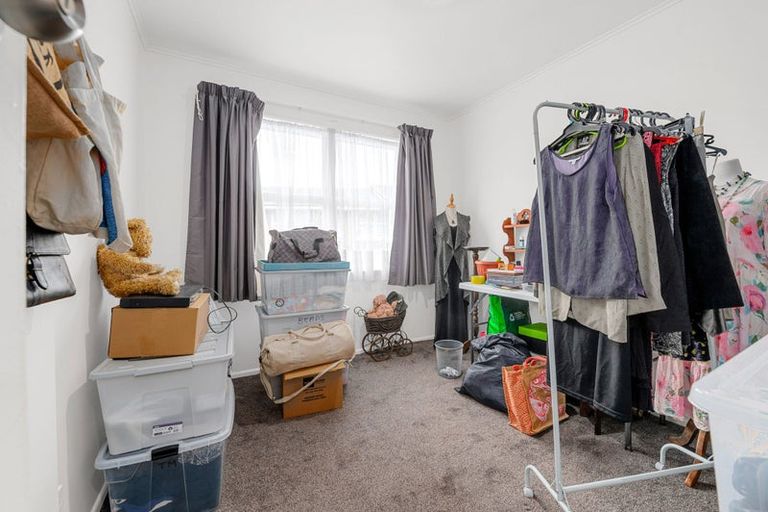 Photo of property in 8 Robert Grigg Place, Hamilton East, Hamilton, 3216