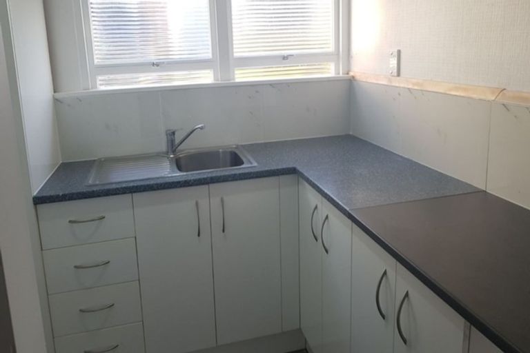 Photo of property in 79 Birdwood Avenue, Papatoetoe, Auckland, 2025