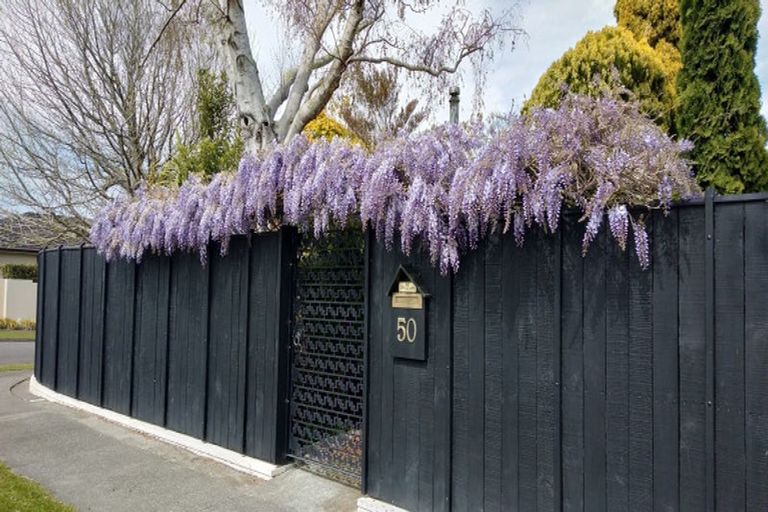 Photo of property in 50 Pitama Road, Awapuni, Palmerston North, 4412