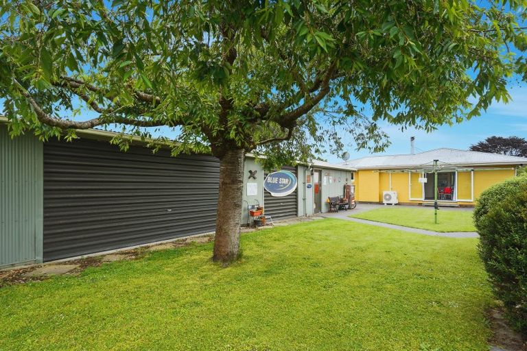 Photo of property in 83 Englefield Road, Northwood, Christchurch, 8051