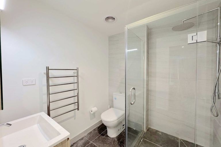 Photo of property in 305/1 Buscomb Avenue, Henderson, Auckland, 0610