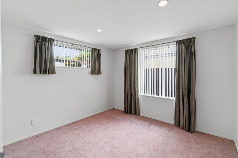 Photo of property in 4/12 Frankleigh Street, Somerfield, Christchurch, 8024