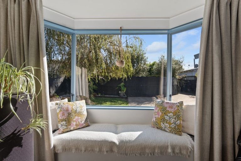 Photo of property in 2/237 Georges Drive, Napier South, Napier, 4110