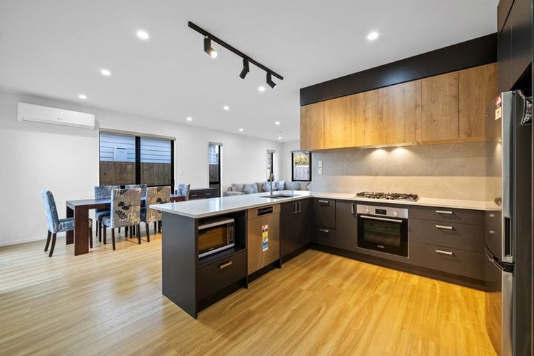 Photo of property in 42 Holcroft Street, Papakura, 2110