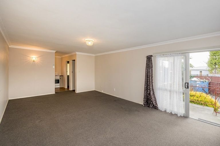 Photo of property in 2 Puriri Place, Levin, 5510
