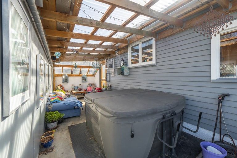 Photo of property in 15 Mcquarrie Street, Kingswell, Invercargill, 9812