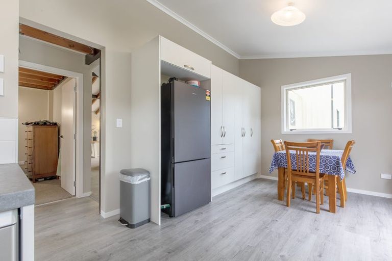 Photo of property in 19 Rathbone Street, Waipawa, 4210