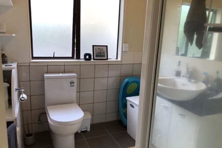 Photo of property in 2/65e Metcalfe Road, Ranui, Auckland, 0612